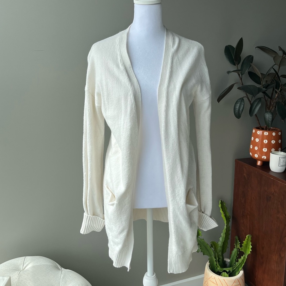 Banana Republic (XS) Cream Cardigan